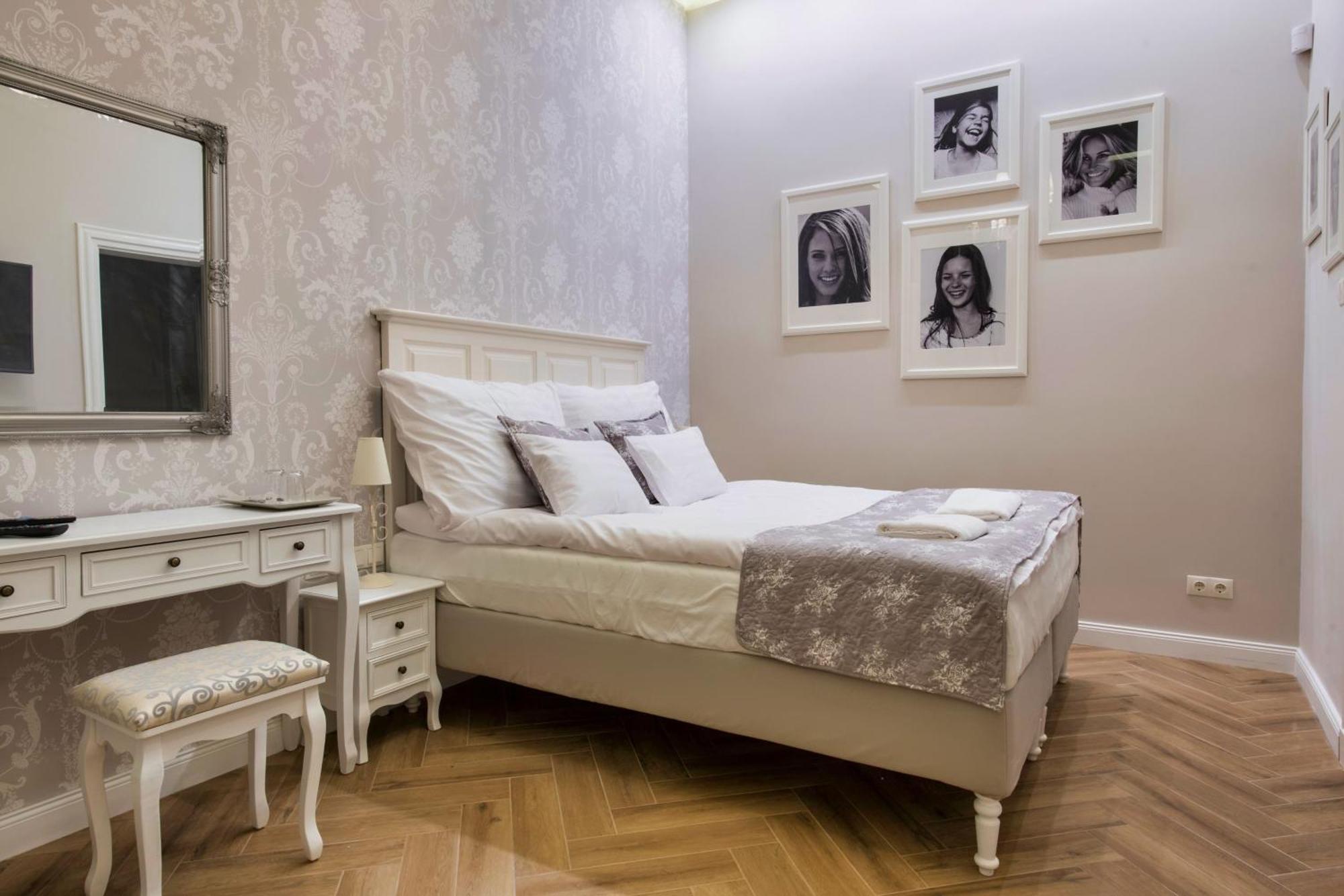Serenity Boutique Будапеща Екстериор снимка